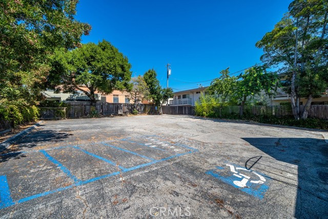 Detail Gallery Image 36 of 44 For 1118 Palm St, San Luis Obispo,  CA 93401 - 4 Beds | 1/1 Baths