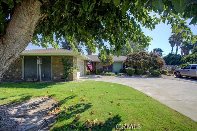 5900 Washington Road, Hughson CA: https://media.crmls.org/medias/f34a3b77-12e5-49df-85ec-387405b1d9f4.jpg