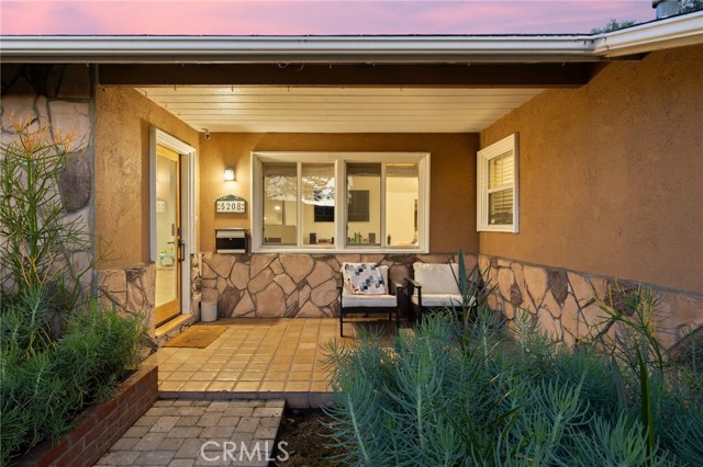 Detail Gallery Image 27 of 39 For 5208 Woodman, Sherman Oaks,  CA 91401 - 4 Beds | 3 Baths