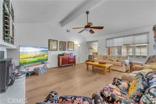 Detail Gallery Image 13 of 42 For 42815 16th, Lancaster,  CA 93534 - 4 Beds | 3 Baths