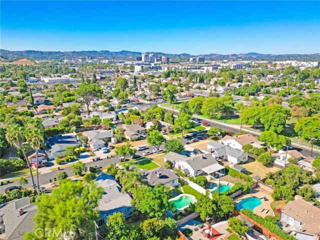 Detail Gallery Image 7 of 38 For 20807 Vose St, Winnetka,  CA 91306 - 3 Beds | 2/1 Baths