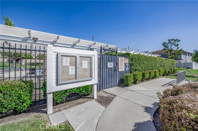 Detail Gallery Image 24 of 30 For 28036 Robin Ave, Saugus,  CA 91350 - 2 Beds | 1 Baths