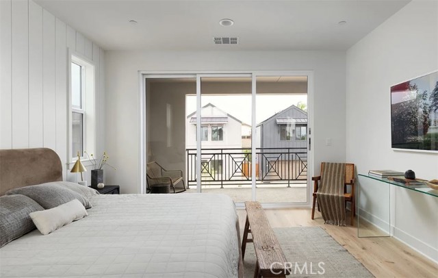 Detail Gallery Image 8 of 17 For 18012 Hazel Ct, Fountain Valley,  CA 92708 - 3 Beds | 3/1 Baths