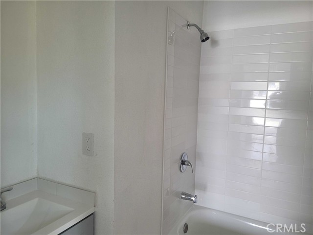 Detail Gallery Image 6 of 10 For 4738 Trebor Rd, Riverside,  CA 92503 - 1 Beds | 1 Baths