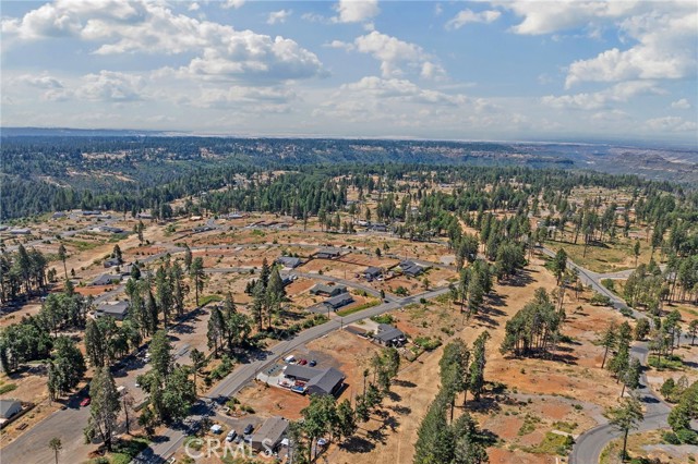 13872 S Park Drive, Magalia CA: https://media.crmls.org/medias/f34f06bb-a3fd-4d2b-b9cc-da711f991318.jpg