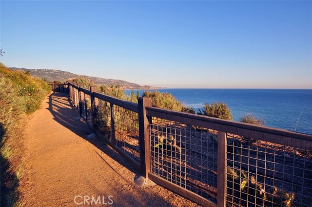 Detail Gallery Image 46 of 61 For 6501 Beachview Dr, Rancho Palos Verdes,  CA 90275 - 3 Beds | 2/1 Baths