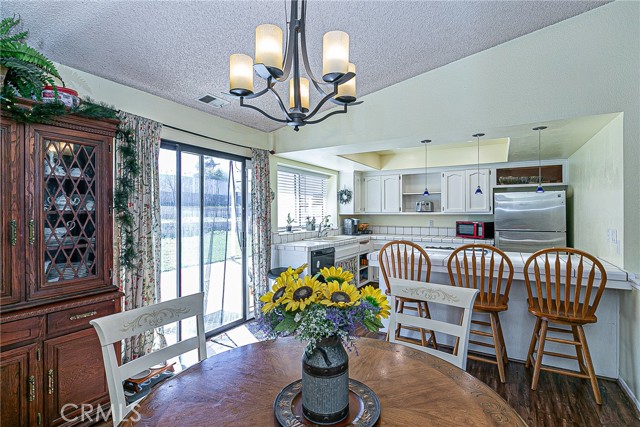 Detail Gallery Image 11 of 37 For 720 Blue Ridge Dr, Santa Maria,  CA 93455 - 3 Beds | 2 Baths