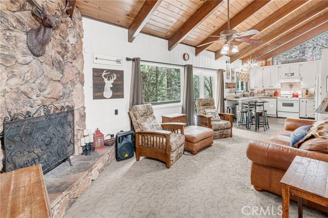 Detail Gallery Image 21 of 33 For 26565 Thunderbird Drive, Lake Arrowhead,  CA 92352 - 2 Beds | 1/1 Baths