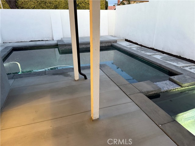 20272 Deervale Lane, Huntington Beach CA: https://media.crmls.org/medias/f3510a16-24ef-4833-b93b-01c24ca977c6.jpg