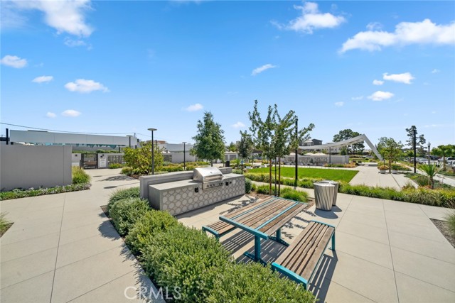 113 Bosal, Irvine CA: https://media.crmls.org/medias/f35125d9-7449-4b89-b6c5-cc8c7de9fa91.jpg