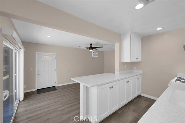 Detail Gallery Image 16 of 53 For 5572 Saint Ann Ave, Cypress,  CA 90630 - 5 Beds | 2 Baths