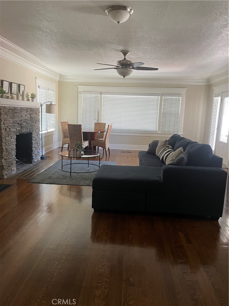 F3527039 B015 46C9 843D 5E5D72D23Bf9 596 E Arrow Highway, Claremont, Ca 91711 &Lt;Span Style='BackgroundColor:transparent;Padding:0Px;'&Gt; &Lt;Small&Gt; &Lt;I&Gt; &Lt;/I&Gt; &Lt;/Small&Gt;&Lt;/Span&Gt;