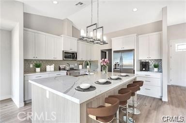 Detail Gallery Image 8 of 15 For 18525 Seaforth, Hesperia,  CA 92345 - 4 Beds | 2/1 Baths