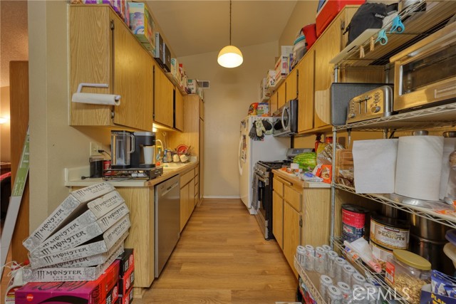 Detail Gallery Image 18 of 23 For 1800 E Old Ranch #148,  Colton,  CA 92324 - 1 Beds | 1 Baths