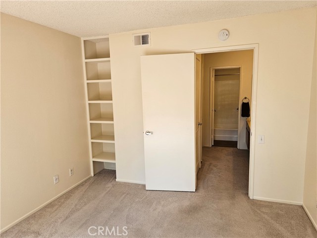 Detail Gallery Image 13 of 22 For 25671 Le Parc #9,  Lake Forest,  CA 92630 - 1 Beds | 1 Baths
