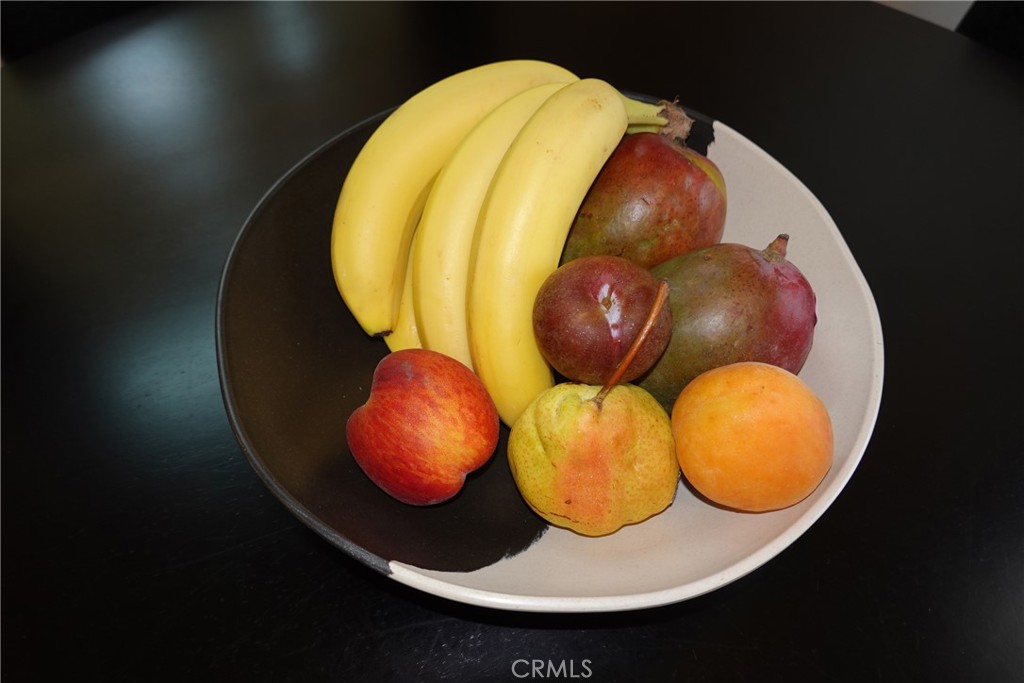 https://media.crmls.org/medias/f3546e32-457f-4af9-8e08-6d73912bfb17.jpg?preset=X-Large
