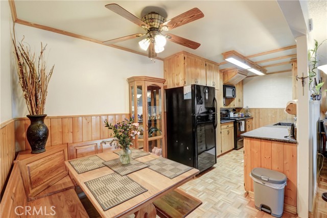 Detail Gallery Image 2 of 9 For 3098 Panorama Rd a,  Riverside,  CA 92506 - 2 Beds | 2 Baths