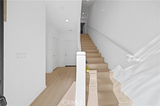 Detail Gallery Image 3 of 35 For 185 Steely, Irvine,  CA 92614 - 4 Beds | 3/1 Baths