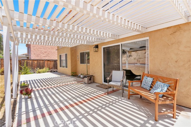 40025 White Leaf Ln., Murrieta CA: https://media.crmls.org/medias/f3569ded-ae15-48f5-8ebc-38463187cc9a.jpg