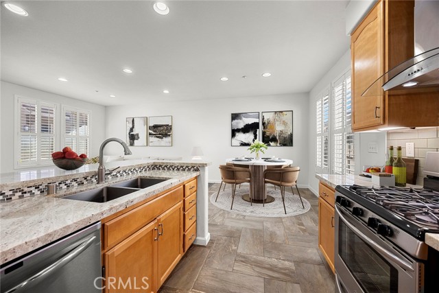 Detail Gallery Image 7 of 41 For 748 Ashby Lane #55,  Brea,  CA 92821 - 3 Beds | 2/1 Baths