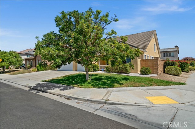 Detail Gallery Image 3 of 45 For 7968 Saddletree Ct, Corona,  CA 92880 - 5 Beds | 3 Baths