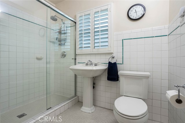 Detail Gallery Image 15 of 47 For 410 Cornell Dr, Burbank,  CA 91504 - 4 Beds | 2 Baths