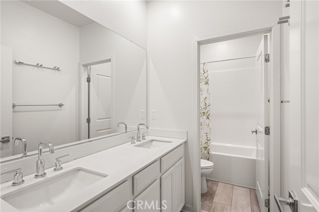 Detail Gallery Image 25 of 31 For 143 Citysquare, Irvine,  CA 92614 - 4 Beds | 3/1 Baths