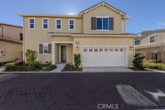 Detail Gallery Image 2 of 64 For 7082 Mallow Drive #2,  Fontana,  CA 92336 - 4 Beds | 3 Baths