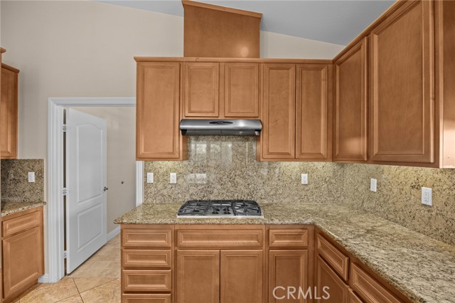 Detail Gallery Image 16 of 42 For 180 Salt Crk, Beaumont,  CA 92223 - 3 Beds | 2 Baths