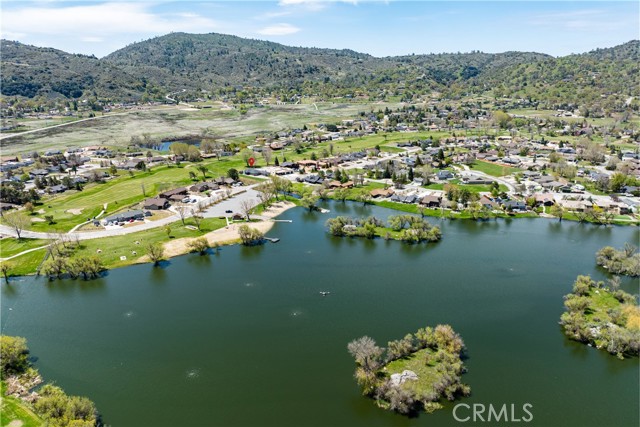 Detail Gallery Image 8 of 39 For 29700 Pinedale, Tehachapi,  CA 93561 - 4 Beds | 2/1 Baths