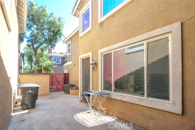 Detail Gallery Image 34 of 39 For 3738 Springmount St, Riverside,  CA 92501 - 3 Beds | 2/1 Baths