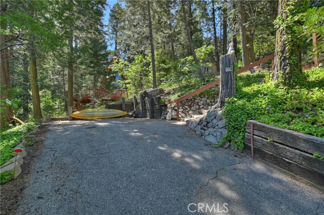 Detail Gallery Image 26 of 29 For 24795 Finhaut Dr, Crestline,  CA 92325 - 2 Beds | 1 Baths