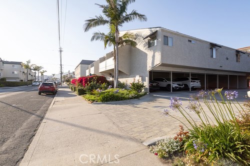 220 Ocean View Avenue, Pismo Beach CA: https://media.crmls.org/medias/f35cc581-50d7-4eb1-9bf6-92e14212c4a6.jpg