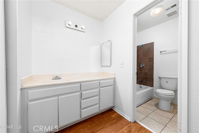 Detail Gallery Image 12 of 24 For 1822 Park Circle, Lancaster,  CA 93535 - 3 Beds | 3 Baths