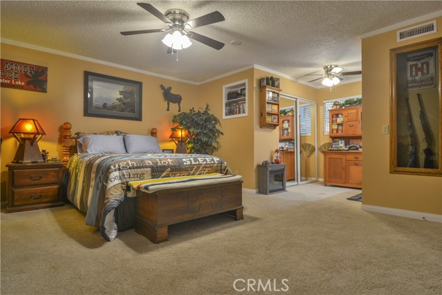 Detail Gallery Image 17 of 28 For 611 Rose Ln, Twin Peaks,  CA 92391 - 3 Beds | 2 Baths