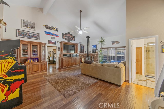 Detail Gallery Image 6 of 59 For 11551 Lonesome Valley, Leona Valley,  CA 93551 - 3 Beds | 2 Baths