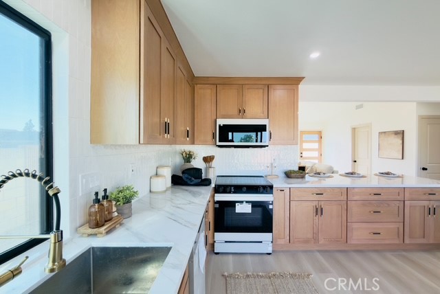 18020 Gerritt Place photo 35