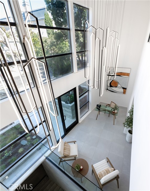 Detail Gallery Image 2 of 21 For 1361 Kelton Ave #403,  Los Angeles,  CA 90024 - 2 Beds | 2 Baths