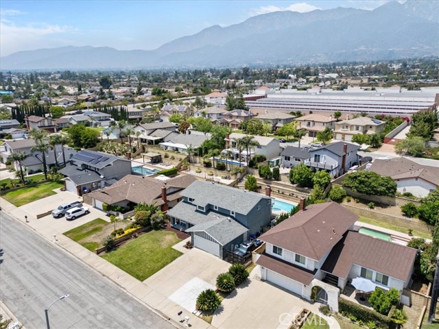10586 Ring Ave, Rancho Cucamonga CA: https://media.crmls.org/medias/f3606cbc-4533-4f73-b1c9-73bd9a6ca02c.jpg
