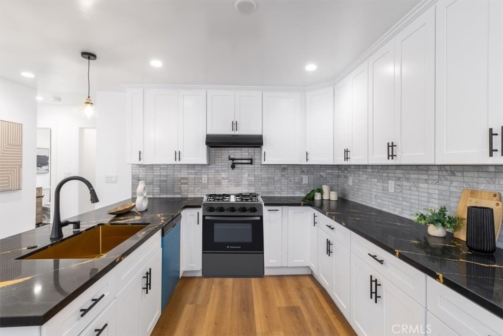 F360Cd68 9Ae3 4565 A430 2Ddea7409064 6616 Denver Avenue, Los Angeles, Ca 90044 &Lt;Span Style='BackgroundColor:transparent;Padding:0Px;'&Gt; &Lt;Small&Gt; &Lt;I&Gt; &Lt;/I&Gt; &Lt;/Small&Gt;&Lt;/Span&Gt;