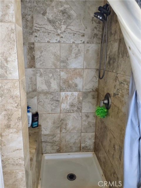 600 6th Street, Lakeport CA: https://media.crmls.org/medias/f362d3e5-5ddb-4f48-94fa-635192766e91.jpg