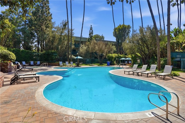 Detail Gallery Image 19 of 27 For 576 N Bellflower #310,  Long Beach,  CA 90814 - 2 Beds | 2 Baths