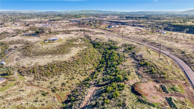 3070 Royal Meadow Lane, Paradise CA: https://media.crmls.org/medias/f36430a1-e3a1-4c83-989f-221ec79db7ae.jpg