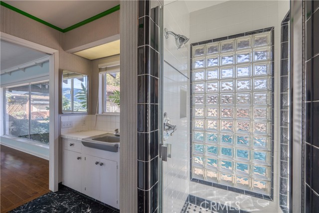 25 Buena Vista Avenue, San Luis Obispo CA: https://media.crmls.org/medias/f3647752-efed-4bd5-a9f6-99ec5d459f11.jpg