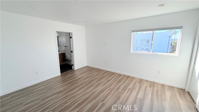 Detail Gallery Image 9 of 28 For 1416 S Cloverdale, Los Angeles,  CA 90019 - 3 Beds | 3 Baths