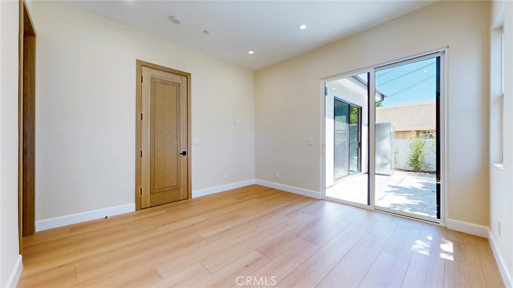 F3662Fe6 Ab25 4176 Ab33 E0F59B3Ceed3 421 N Catalina Street, Burbank, Ca 91505 &Lt;Span Style='BackgroundColor:transparent;Padding:0Px;'&Gt; &Lt;Small&Gt; &Lt;I&Gt; &Lt;/I&Gt; &Lt;/Small&Gt;&Lt;/Span&Gt;
