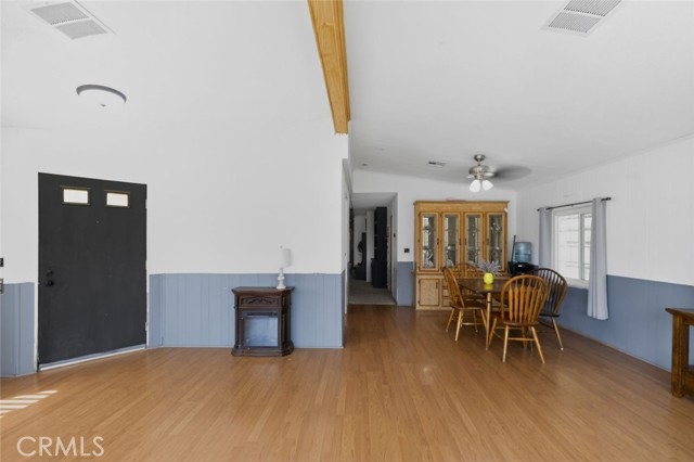 Detail Gallery Image 4 of 20 For 33985 Harvest Way, Wildomar,  CA 92595 - 3 Beds | 3 Baths