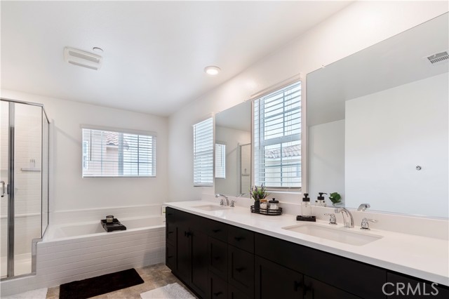 Detail Gallery Image 21 of 28 For 15169 Ridge Ln #6,  Fontana,  CA 92336 - 4 Beds | 3/1 Baths