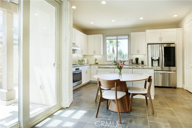 Detail Gallery Image 9 of 32 For 99 Fuchsia, Lake Forest,  CA 92630 - 4 Beds | 3 Baths