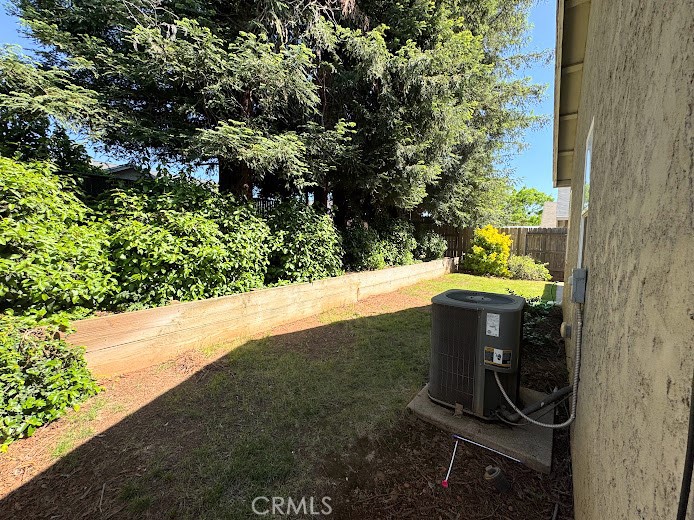 https://media.crmls.org/medias/f3688e25-d818-4bb5-b36e-361dd77edcd6.jpg?preset=X-Large